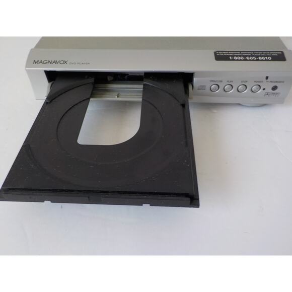 Magnavox MSD124 Progressive Scan DVD Player - It Turns On - Picture 10 of 13